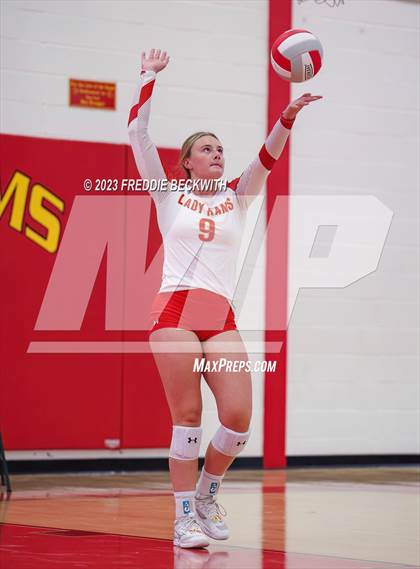 Thumbnail 1 in Collinsville @ S & S Consolidated photogallery.