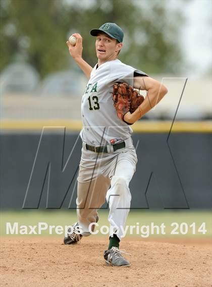 Thumbnail 2 in Brea Olinda @ Villa Park photogallery.