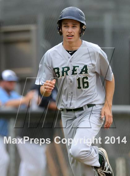 Thumbnail 3 in Brea Olinda @ Villa Park photogallery.
