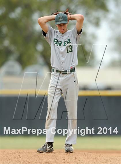 Thumbnail 3 in Brea Olinda @ Villa Park photogallery.