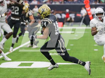 Thumbnail 1 in Manvel vs. Nederland (UIL 5A D1 Quarterfinal) photogallery.
