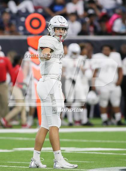 Thumbnail 3 in Manvel vs. Nederland (UIL 5A D1 Quarterfinal) photogallery.