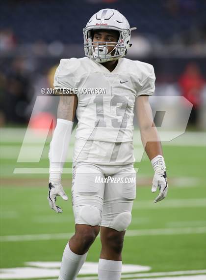 Thumbnail 3 in Manvel vs. Nederland (UIL 5A D1 Quarterfinal) photogallery.