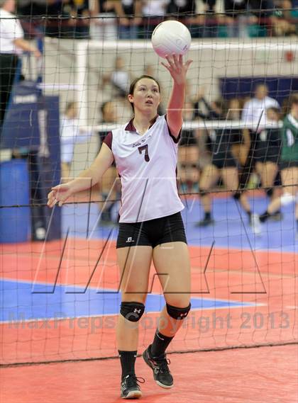 Thumbnail 2 in Caliche vs. Idalia (CHSAA 1A Pool II) photogallery.