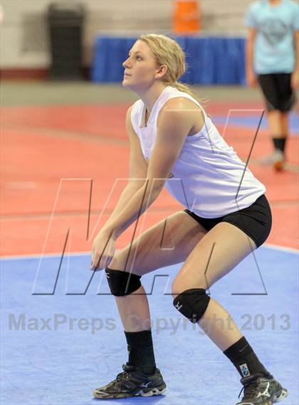 Thumbnail 3 in Caliche vs. Idalia (CHSAA 1A Pool II) photogallery.