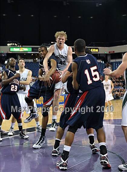 Thumbnail 3 in Colfax vs. Modesto Christian (CIF SJS D4 Final) photogallery.