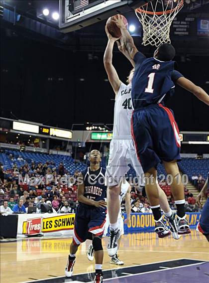 Thumbnail 2 in Colfax vs. Modesto Christian (CIF SJS D4 Final) photogallery.