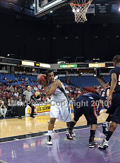 Thumbnail 2 in Colfax vs. Modesto Christian (CIF SJS D4 Final) photogallery.