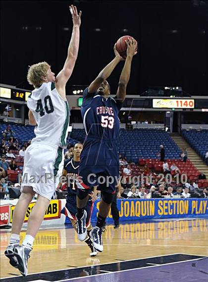 Thumbnail 2 in Colfax vs. Modesto Christian (CIF SJS D4 Final) photogallery.