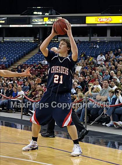 Thumbnail 2 in Colfax vs. Modesto Christian (CIF SJS D4 Final) photogallery.