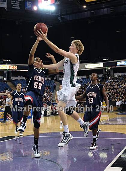 Thumbnail 3 in Colfax vs. Modesto Christian (CIF SJS D4 Final) photogallery.