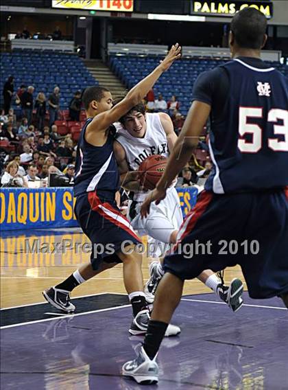 Thumbnail 2 in Colfax vs. Modesto Christian (CIF SJS D4 Final) photogallery.