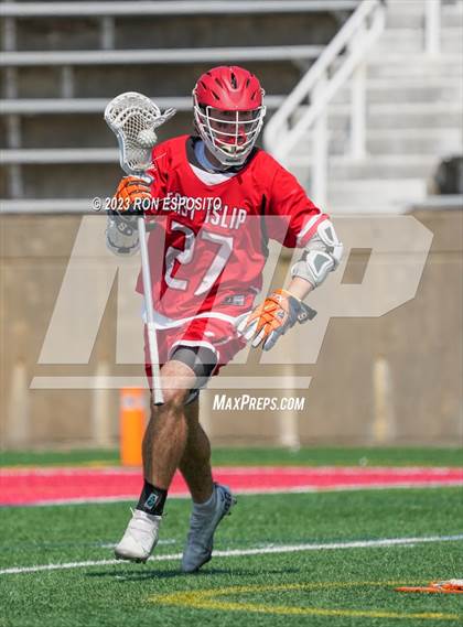 Thumbnail 3 in East Islip vs West Islip (NYSPHSAA XI Class B Final) photogallery.