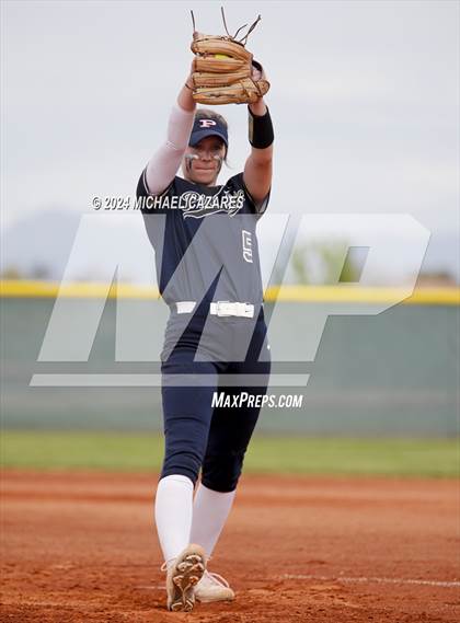 Thumbnail 2 in Pinnacle vs. Chandler (Hamilton Invitational) photogallery.