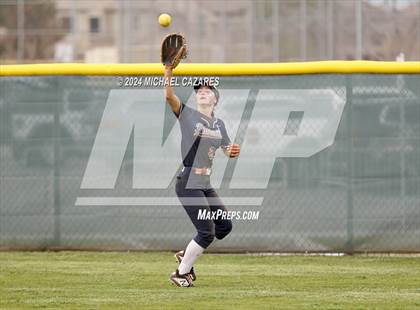 Thumbnail 2 in Pinnacle vs. Chandler (Hamilton Invitational) photogallery.
