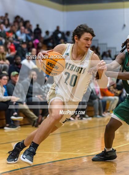 Thumbnail 3 in Cardinal Gibbons @ Pinecrest photogallery.