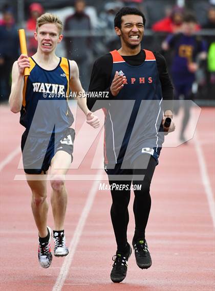 Thumbnail 1 in RH Comet Relays  photogallery.