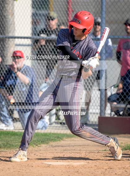 Thumbnail 3 in West Covina vs. Village Christian (CIF SS Division 6 Quarter Final) photogallery.