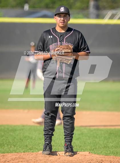 Thumbnail 2 in West Covina vs. Village Christian (CIF SS Division 6 Quarter Final) photogallery.