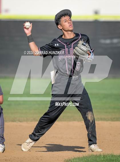 Thumbnail 3 in West Covina vs. Village Christian (CIF SS Division 6 Quarter Final) photogallery.