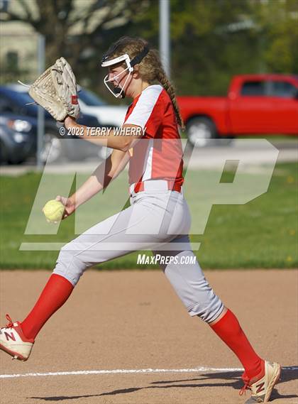 Thumbnail 3 in Amherst Central @ Williamsville East photogallery.
