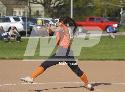 Thumbnail 1 in Amherst Central @ Williamsville East photogallery.