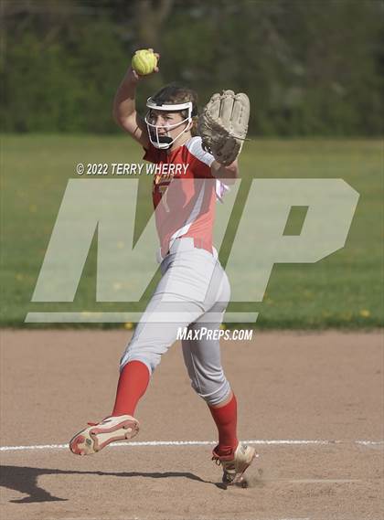 Thumbnail 2 in Amherst Central @ Williamsville East photogallery.