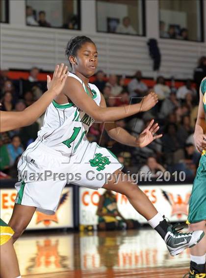Thumbnail 2 in Vanden vs. St. Mary's (CIF SJS D3 Playoffs) photogallery.
