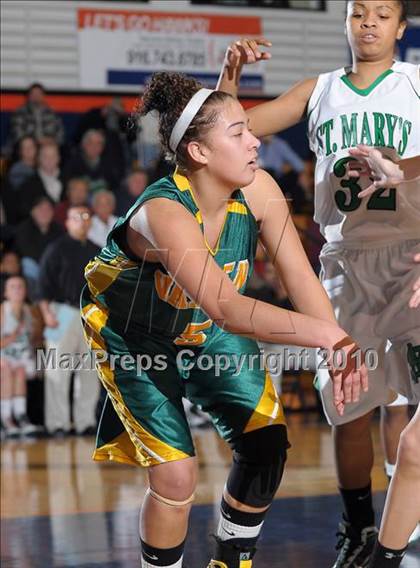 Thumbnail 3 in Vanden vs. St. Mary's (CIF SJS D3 Playoffs) photogallery.