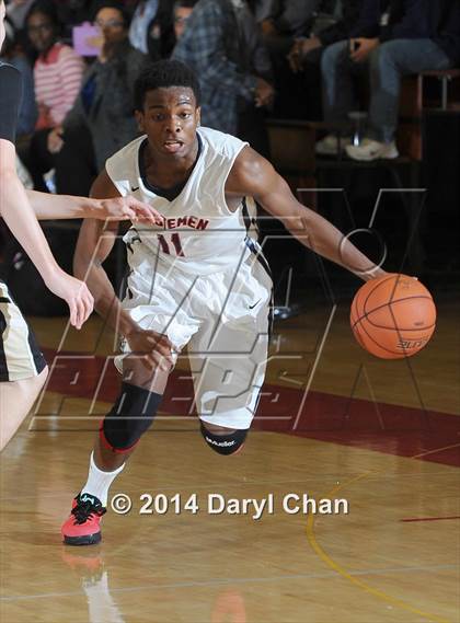 Thumbnail 3 in Maranatha vs Oak Park (Rose City Roundball Classic) photogallery.