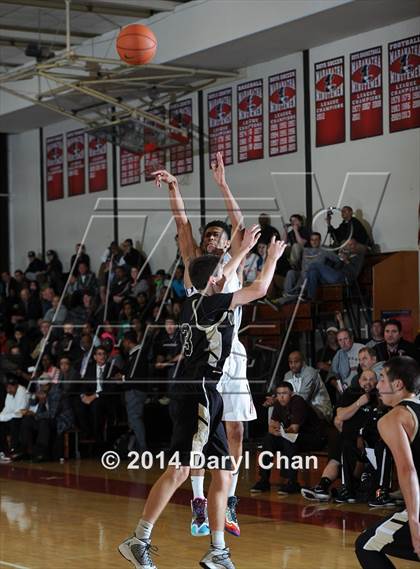 Thumbnail 2 in Maranatha vs Oak Park (Rose City Roundball Classic) photogallery.