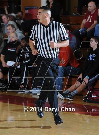 Thumbnail 1 in Maranatha vs Oak Park (Rose City Roundball Classic) photogallery.