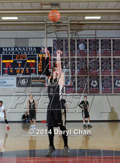 Thumbnail 1 in Maranatha vs Oak Park (Rose City Roundball Classic) photogallery.