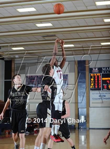 Thumbnail 3 in Maranatha vs Oak Park (Rose City Roundball Classic) photogallery.