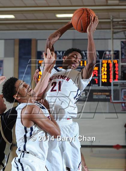 Thumbnail 3 in Maranatha vs Oak Park (Rose City Roundball Classic) photogallery.