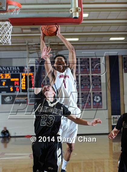 Thumbnail 3 in Maranatha vs Oak Park (Rose City Roundball Classic) photogallery.