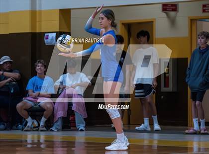 Thumbnail 3 in Moanalua @ Kalaheo photogallery.