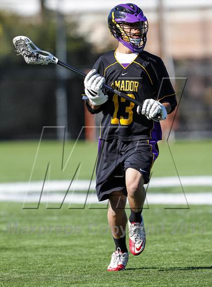 Thumbnail 3 in Bellarmine vs. Amador Valley photogallery.