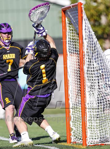 Thumbnail 3 in Bellarmine vs. Amador Valley photogallery.