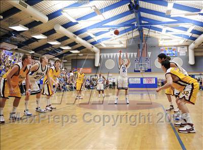 Thumbnail 2 in Menlo-Atherton @ Rocklin (CIF NorCal Regional D2 Playoffs ) photogallery.