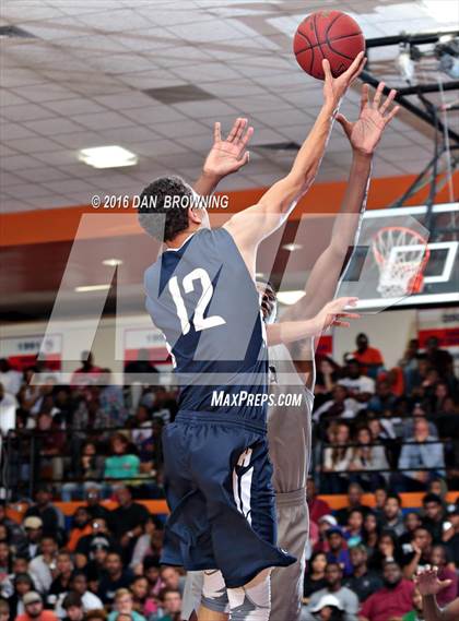Thumbnail 2 in Hamilton Heights Christian Academy vs. La Lumiere (Chick-Fil-A Classic) photogallery.