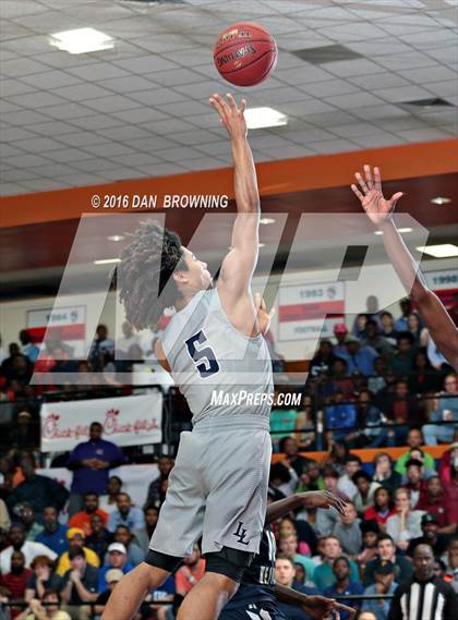 Thumbnail 3 in Hamilton Heights Christian Academy vs. La Lumiere (Chick-Fil-A Classic) photogallery.