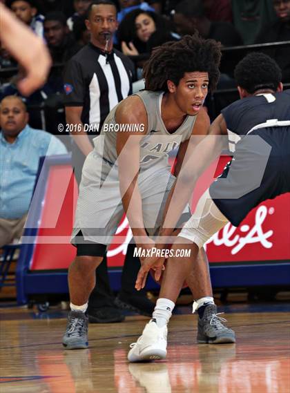 Thumbnail 3 in Hamilton Heights Christian Academy vs. La Lumiere (Chick-Fil-A Classic) photogallery.
