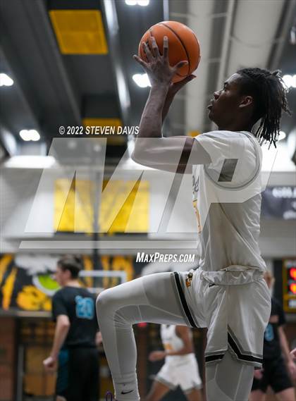 Thumbnail 1 in Gilbert vs Eastmark photogallery.