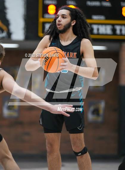 Thumbnail 1 in Gilbert vs Eastmark photogallery.