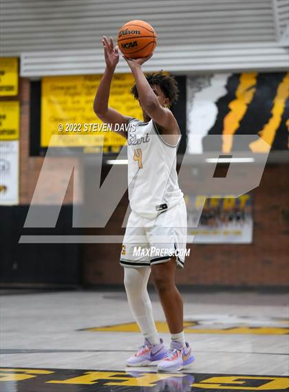 Thumbnail 3 in Gilbert vs Eastmark photogallery.
