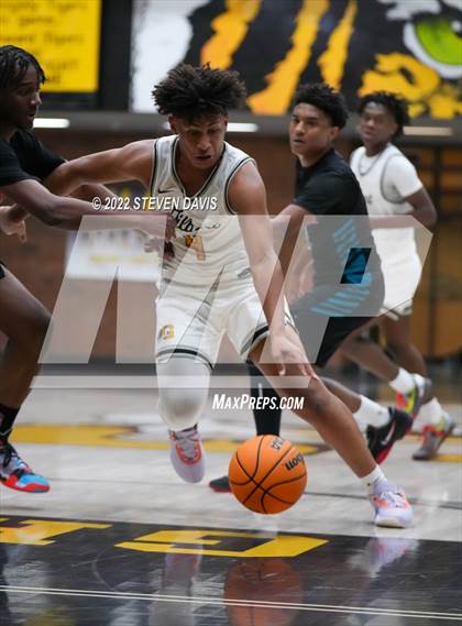 Thumbnail 3 in Gilbert vs Eastmark photogallery.