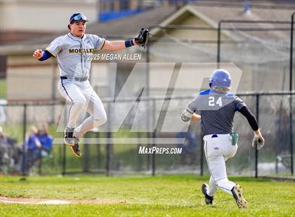 Thumbnail 2 in Archbishop Moeller vs Springboro (Scrimmage) photogallery.