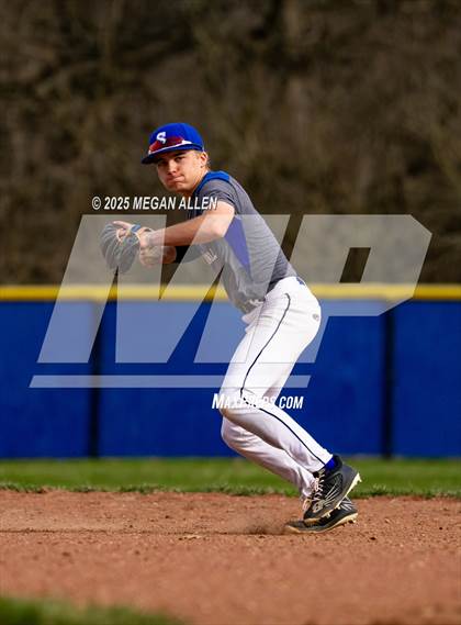 Thumbnail 3 in Archbishop Moeller vs Springboro (Scrimmage) photogallery.