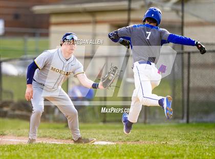 Thumbnail 3 in Archbishop Moeller vs Springboro (Scrimmage) photogallery.
